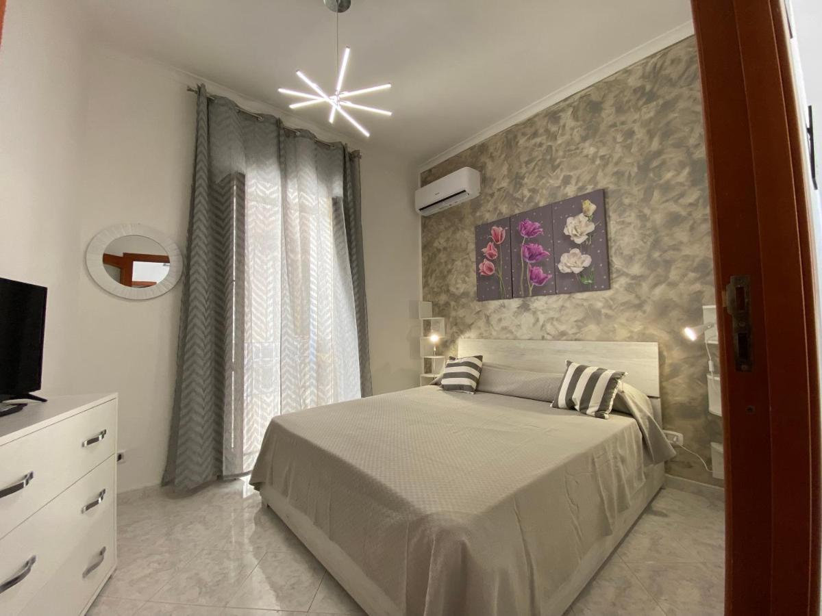 Sea&Sun Apartament Chiaia Neapel Exterior foto
